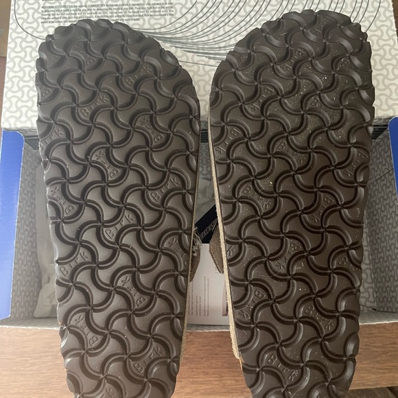 Boston Clogs - Picture 3 of 4